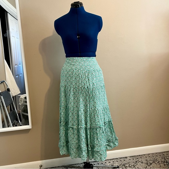 The cutest Oliver Bonas multilayer tiered skirt, perfect for spring! US size 10 - Picture 2 of 8